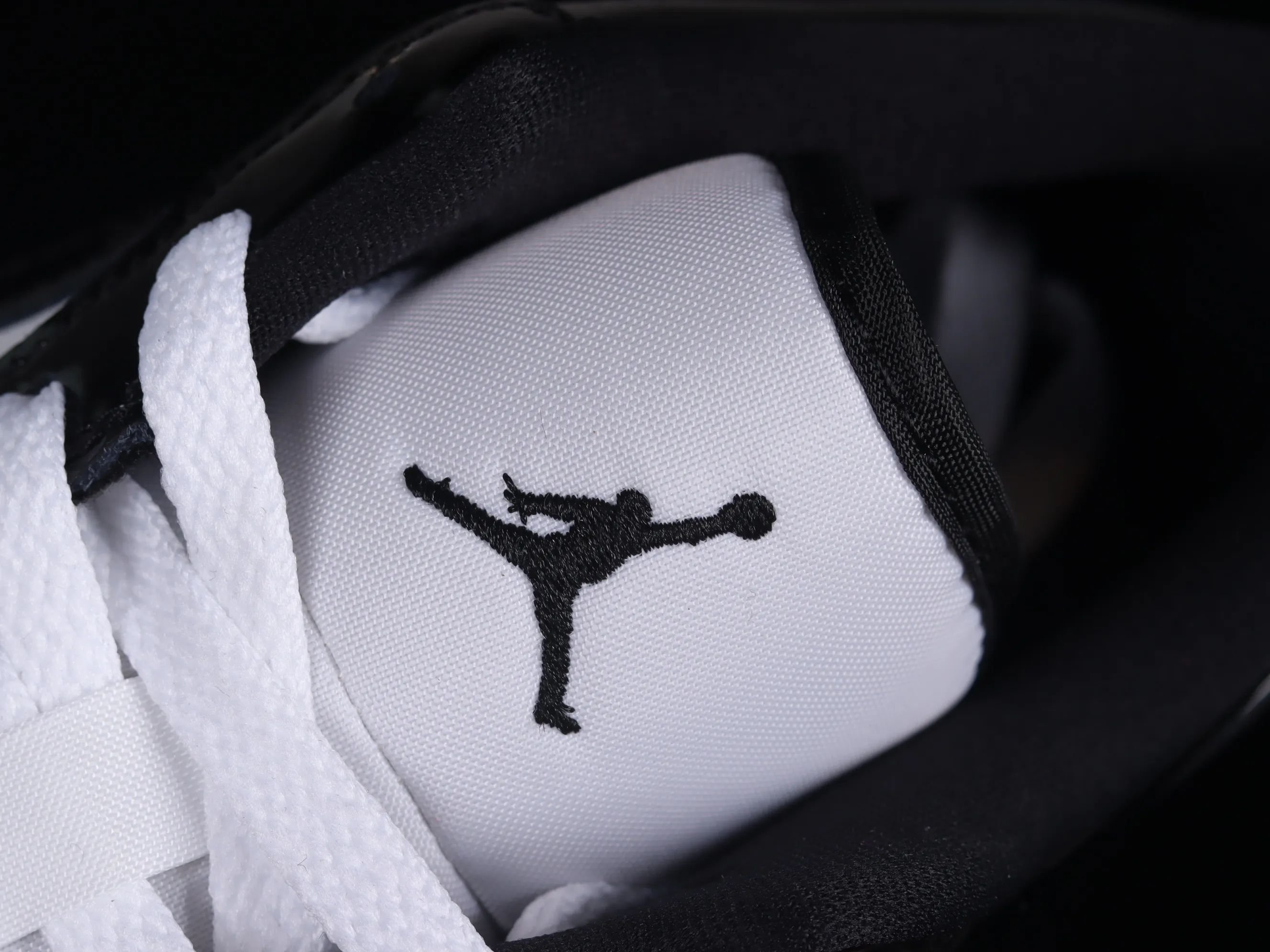 All categories Air Jordan Jordan series basketball shoes Air Jordan 1 Low G version pure original Air Jordan 1 Low "Concord" AJ1 Joe 1 Concord black and white patent leather low-top basketball shoes DV1309-100
